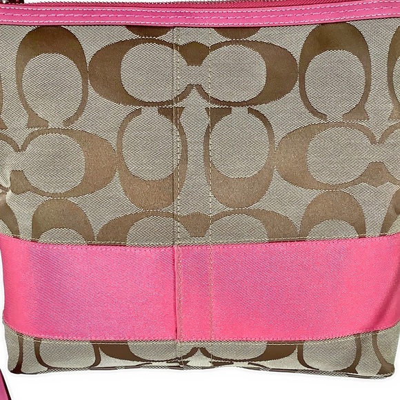 πHPππLIKE π VINTAGE COACH Crossbody Bag w/Pink - Picture 5 of 9